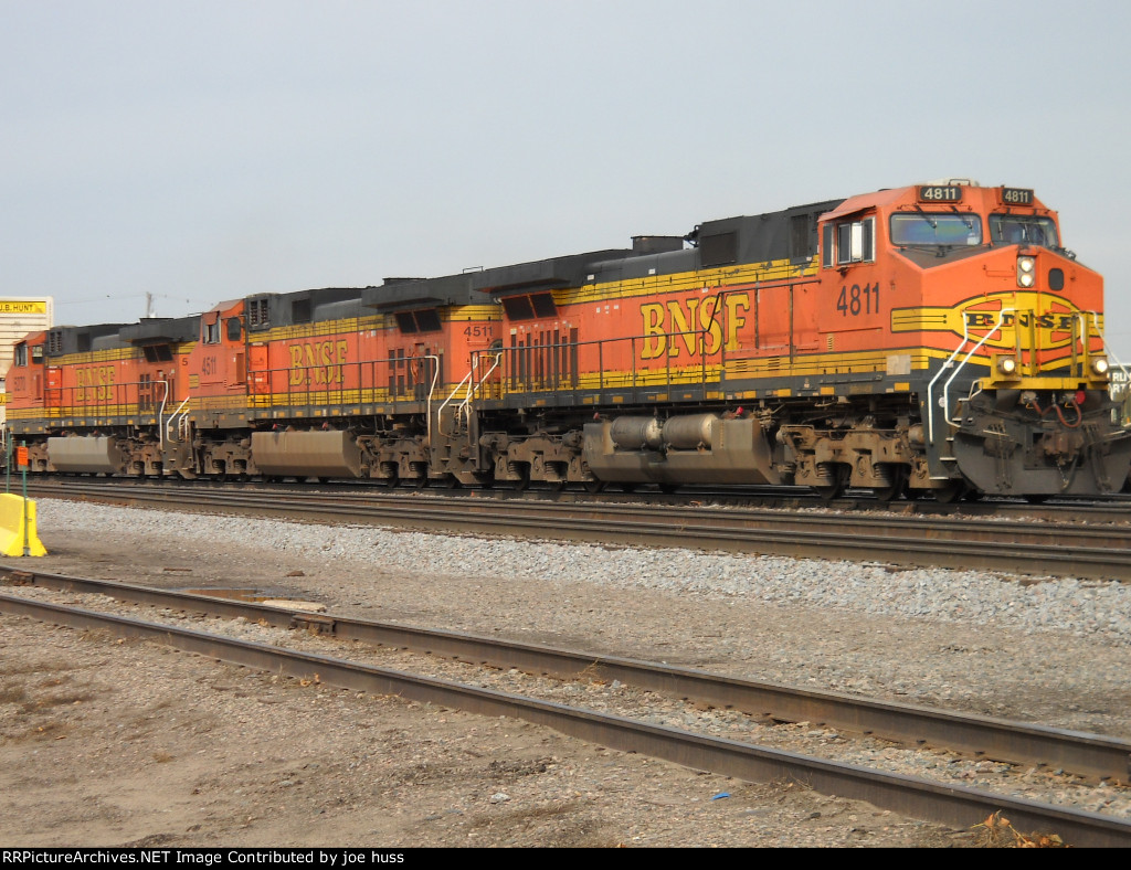 BNSF 4811 East